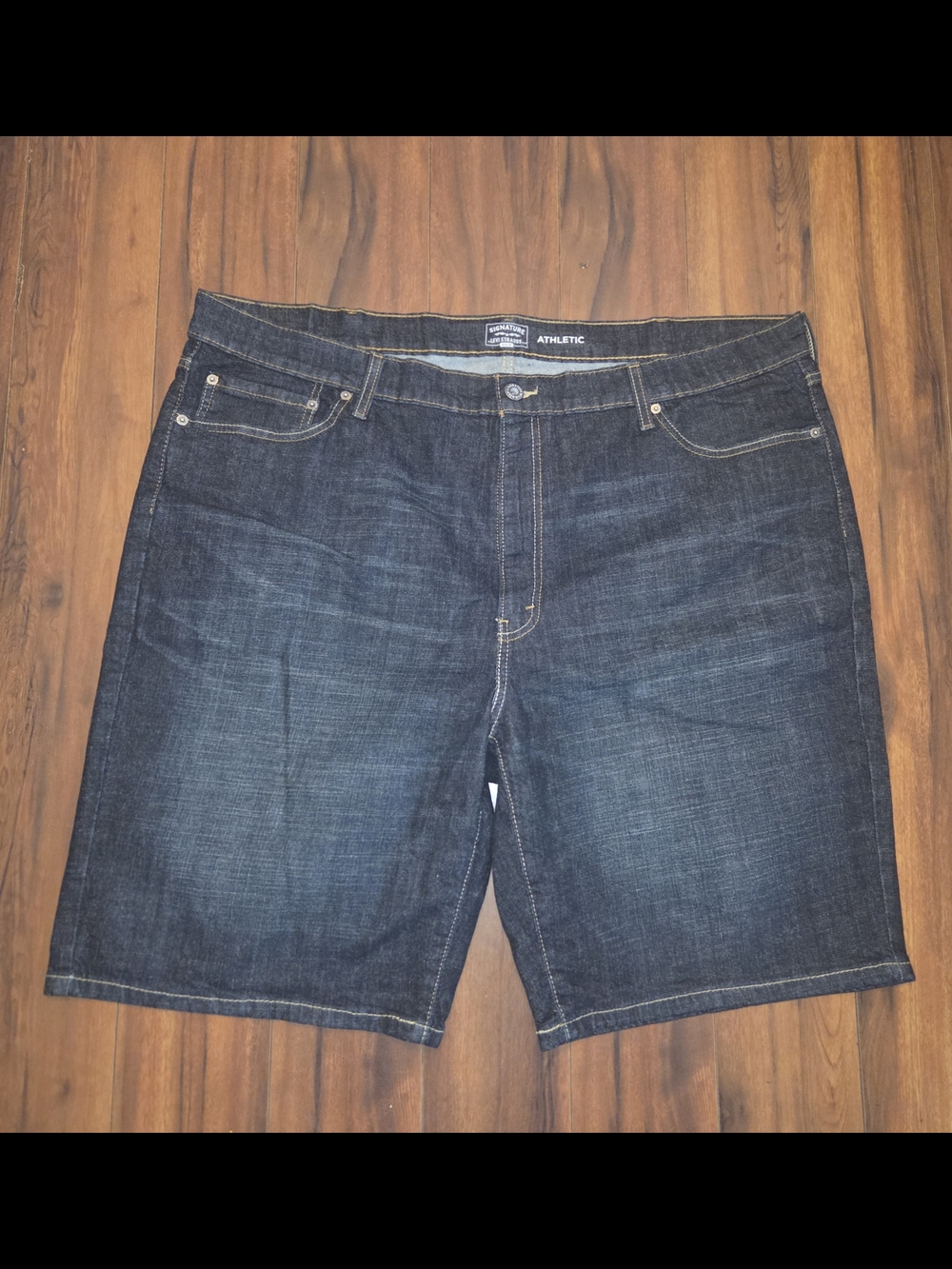 EUC Levi Strauss Signature Men's Athletic Dark Denim Jean Shorts Big & Tall 44